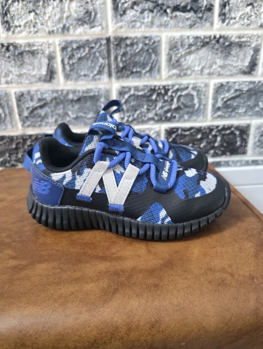 New Balance Kids Multicolors Sneakers Size 10.5